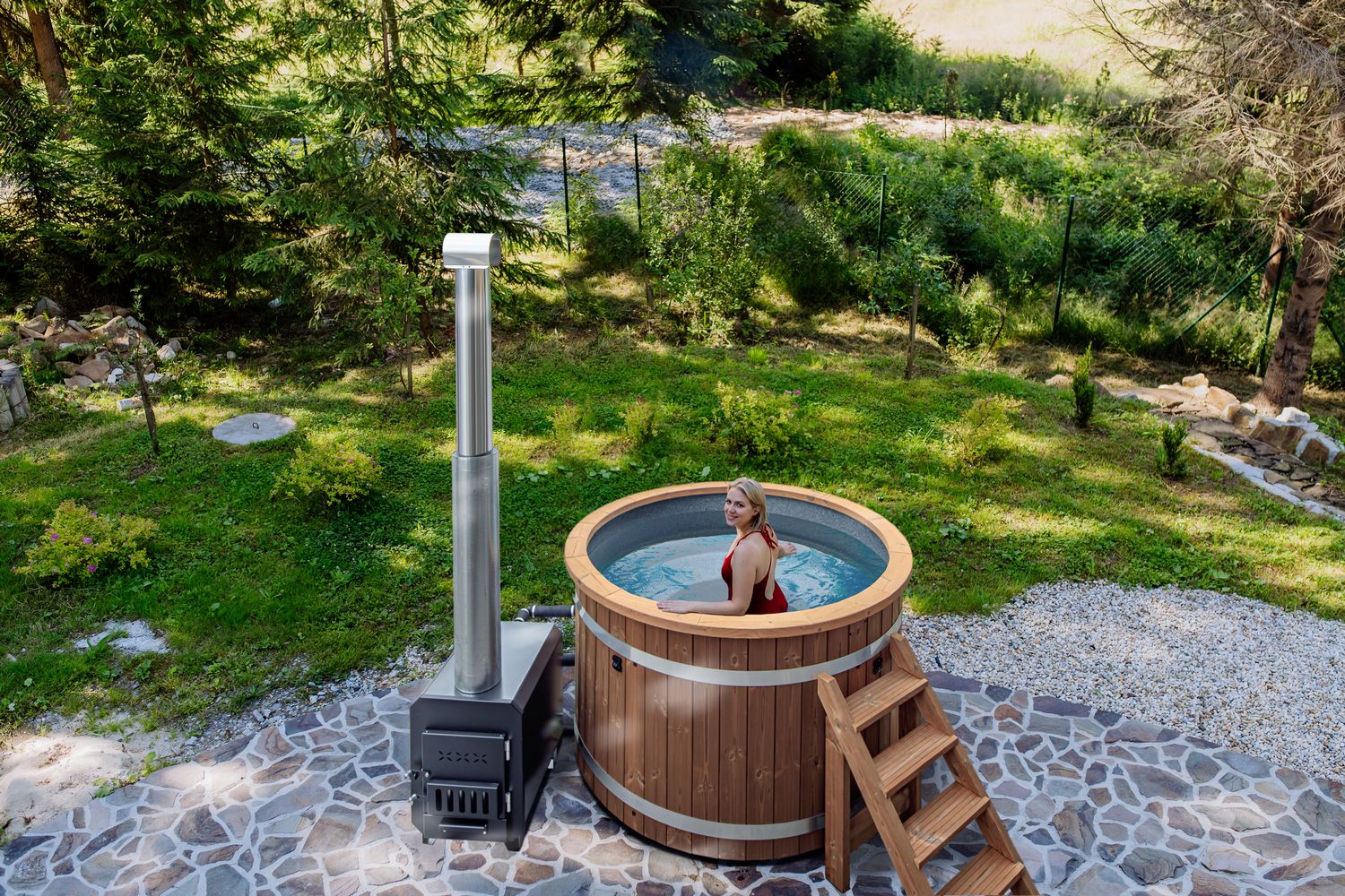 Elektroninių parduotuvių kūrimas – Tunni elektroninė parduotuvė - kubilo nuotrauka po korekcijos - 01