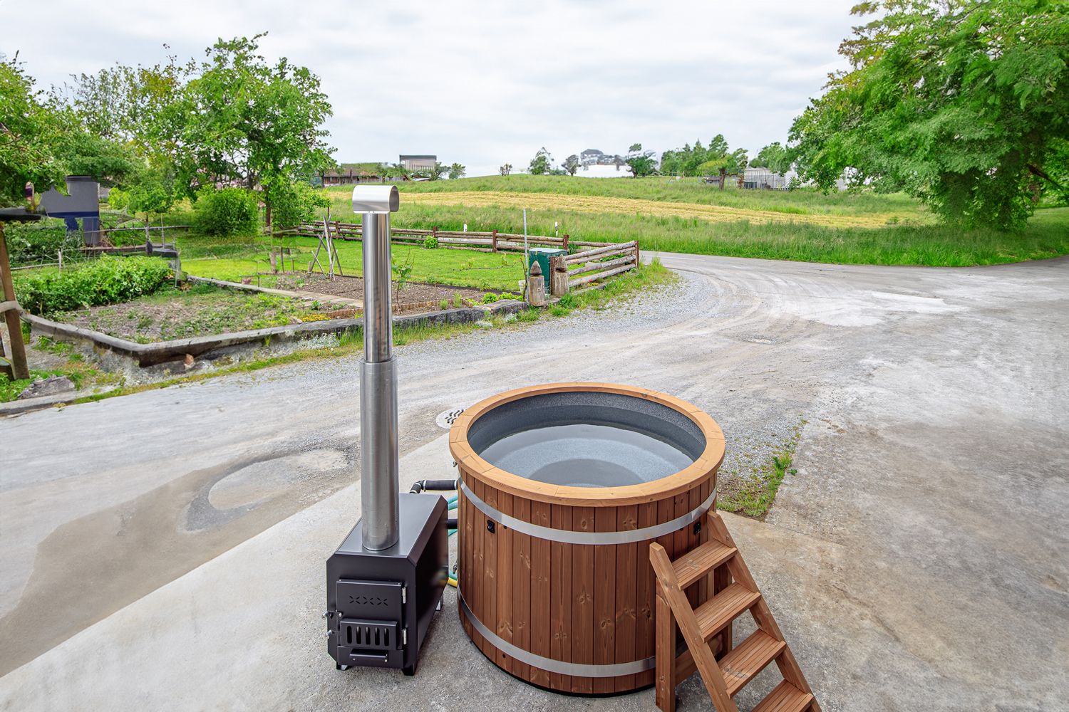 Elektroninių parduotuvių kūrimas – Tunni elektroninė parduotuvė - 01 kubilo nuotrauka prieš korekciją